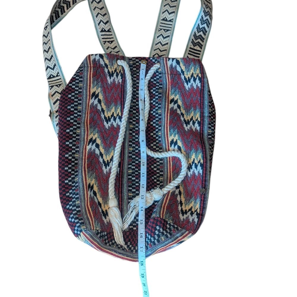 Billabong Zigzag Patterned Backpack With Adjustab… - image 2